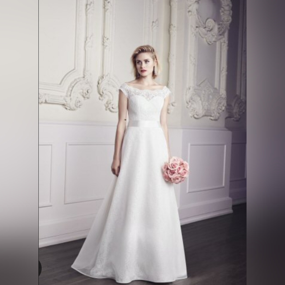 Wedding Dress - Mikaella brand style 1959